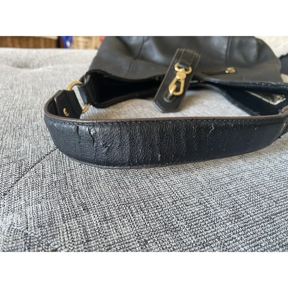 Tignanello Black Pebbled Leather HoBo Shoulder Bag Hand Bag Gold Tone